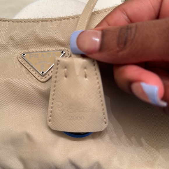 Prada purse 2000 edition - Picture 3 of 4